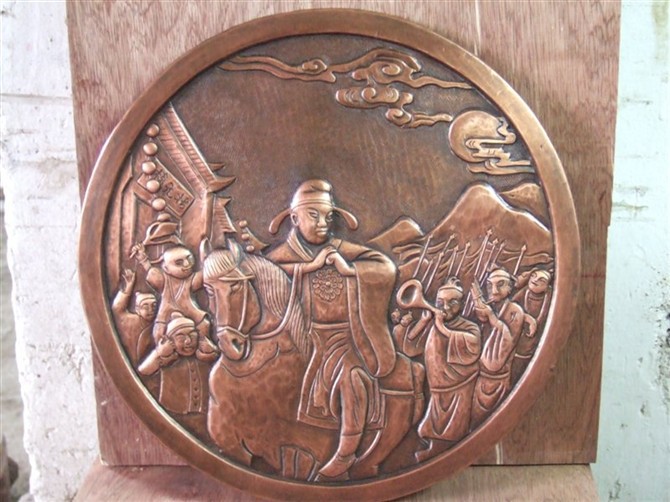 石雕艺术中的瑰宝 推拉门与传统工艺的完美融合