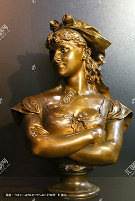 铸石为骨，锻铜成魂 欧洲人物雕塑的双重艺术魅力